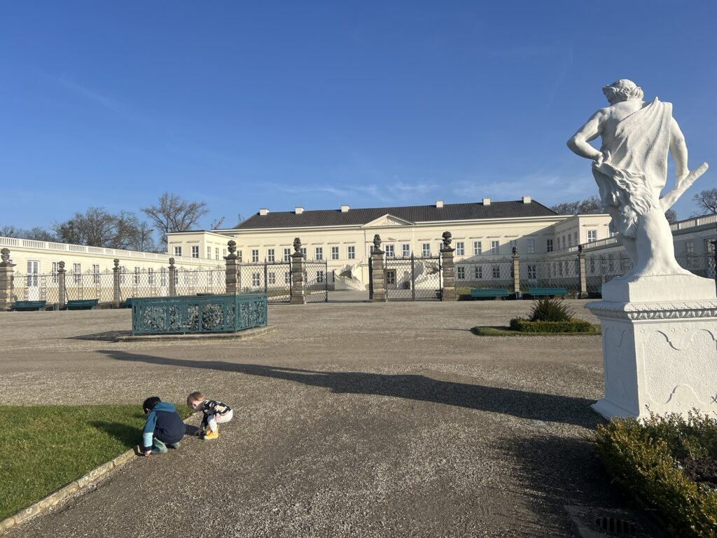 Herrenhausen Gardens in Hanover with Kids